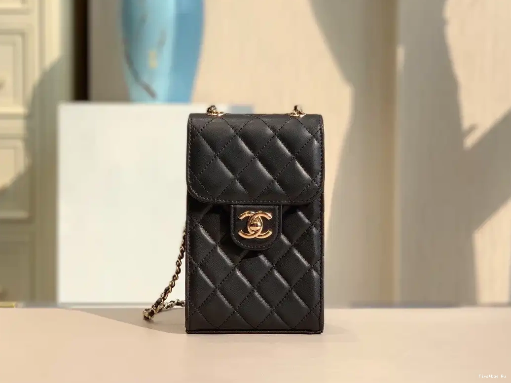 Firstbag Ru WITH CHAIN HOLDER CHANEL PHONE 0621